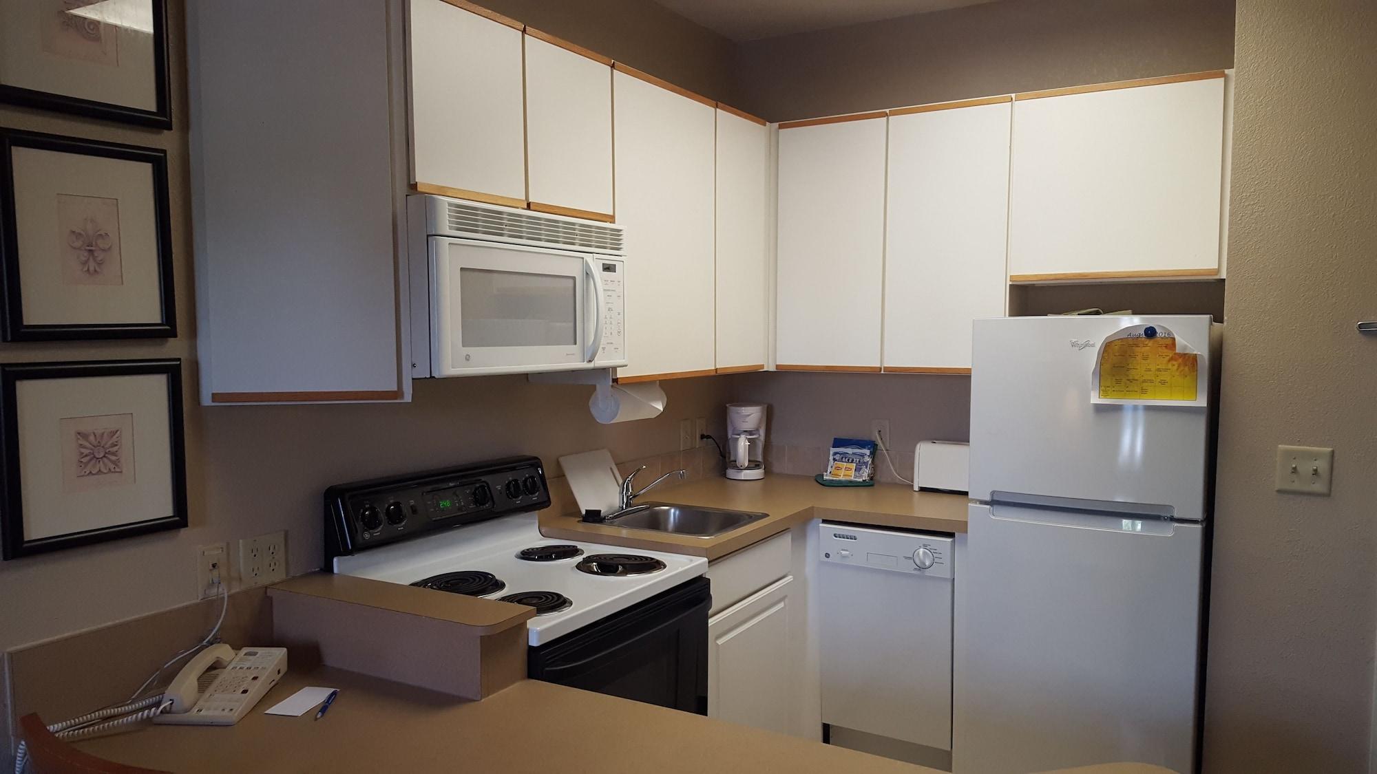 Baymont By Wyndham Wichita East Hotel Екстериор снимка