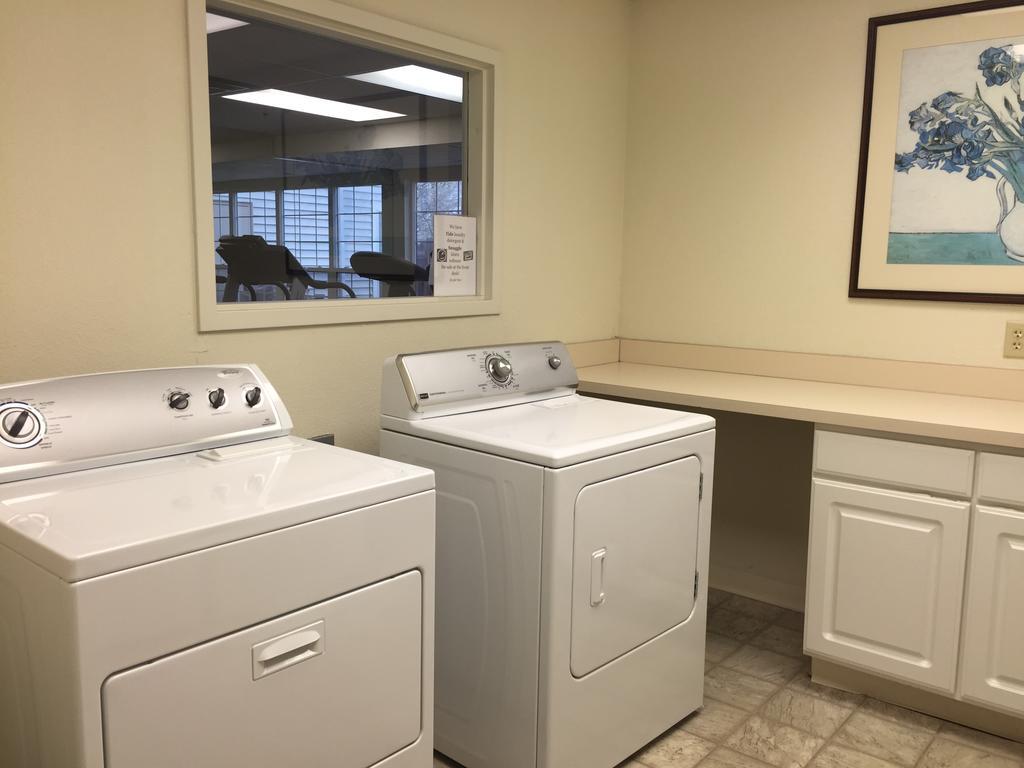Baymont By Wyndham Wichita East Hotel Екстериор снимка